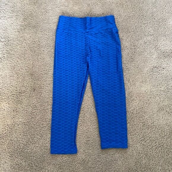 Women’s Leggings/High Waisted Yoga Capri Pant Textured Blue Fabric Size S NEW - Picture 1 of 8